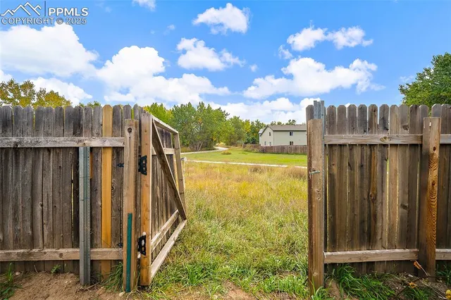 $465,000 | 6185 Hearth Court, Colorado Springs, CO 80922