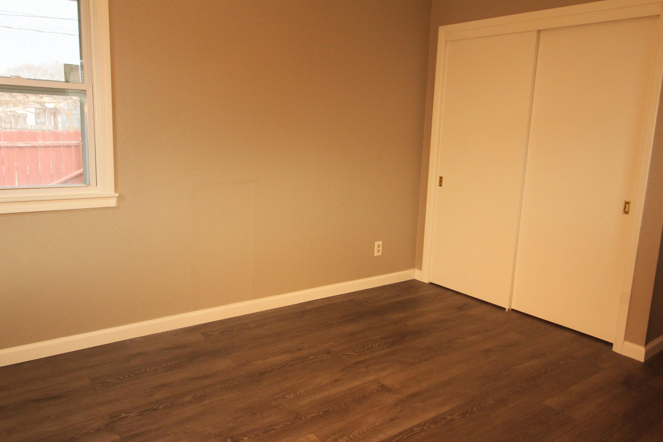 3749 South 48th Street Milwaukee, WI 53220 - Photo 14 of 19 IMG_0293