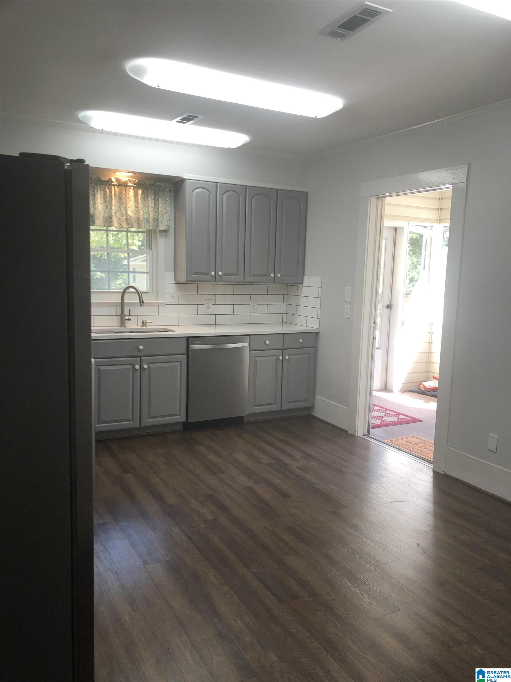 502 8th Street North Clanton, AL 35045 - Photo 18 of 34