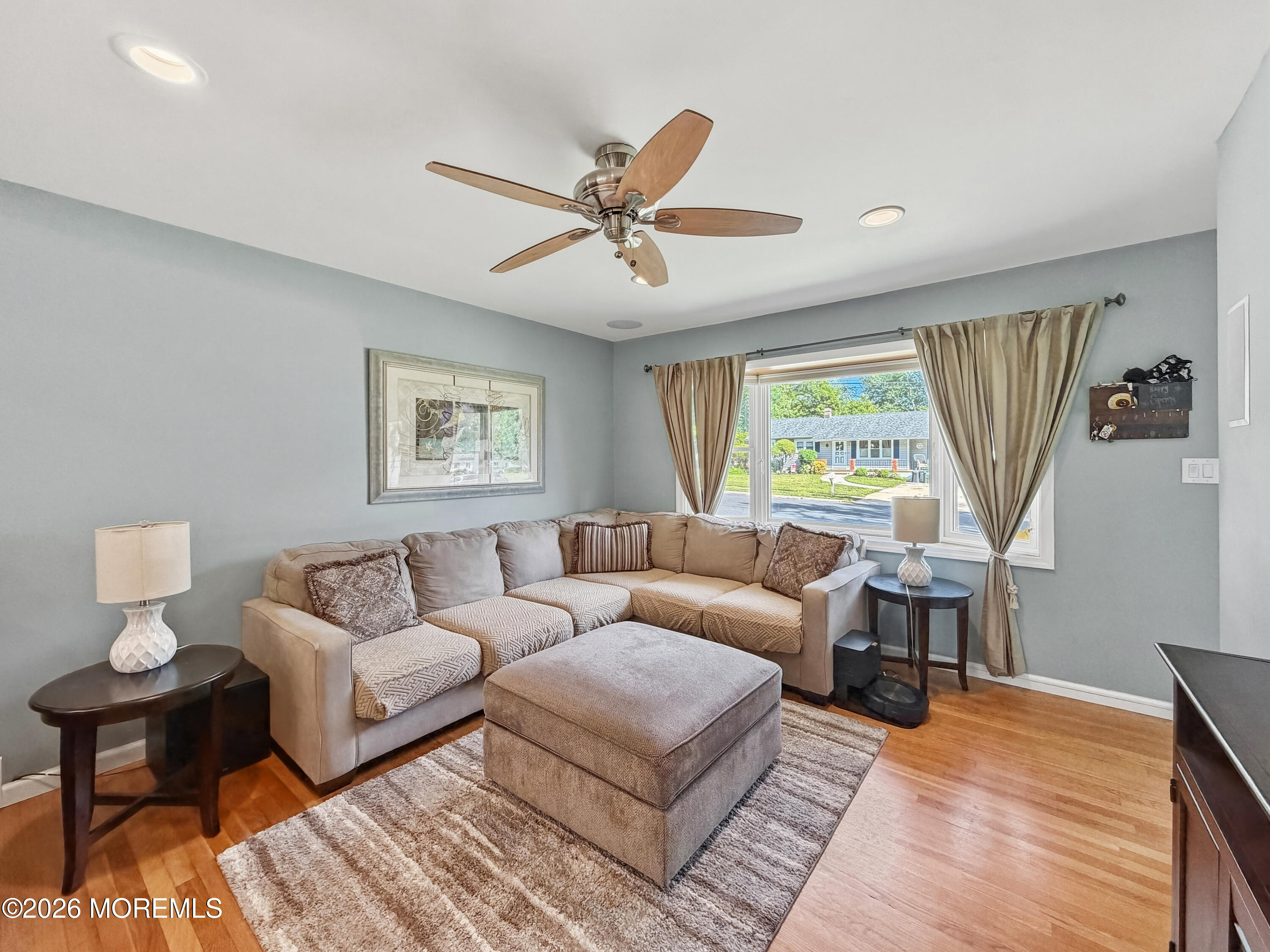 6 Aaron Avenue Howell, NJ 07731 - Photo 4 of 35 IMG_8516