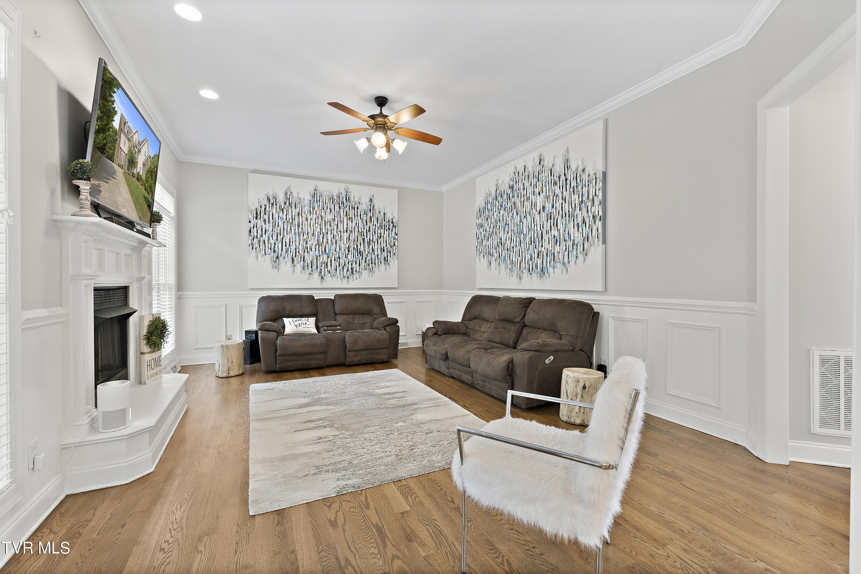 7 Maple Point Jonesborough, TN 37659 - Photo 11 of 84 128A4651