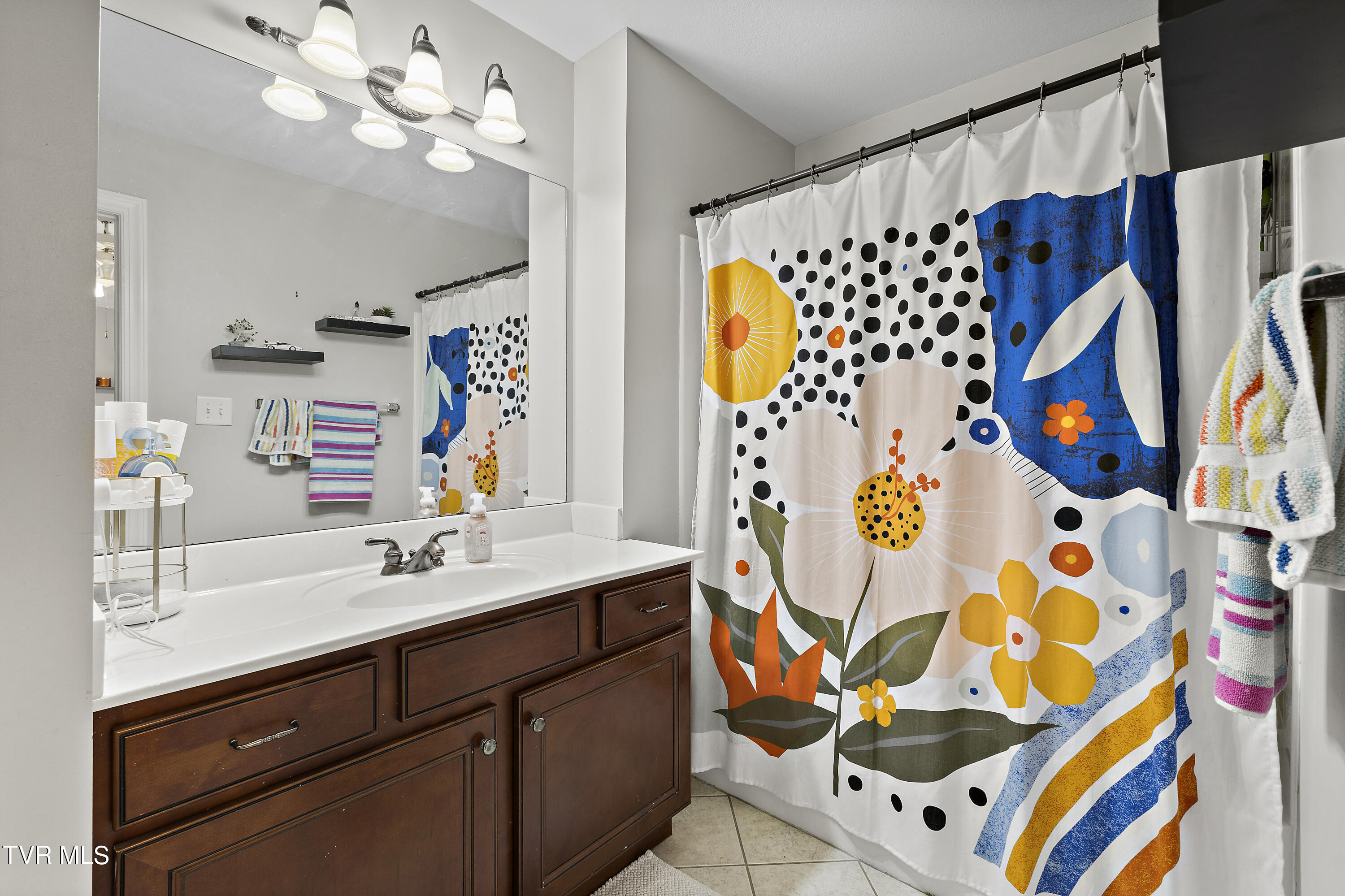 7 Maple Point Jonesborough, TN 37659 - Photo 37 of 84 128A4742