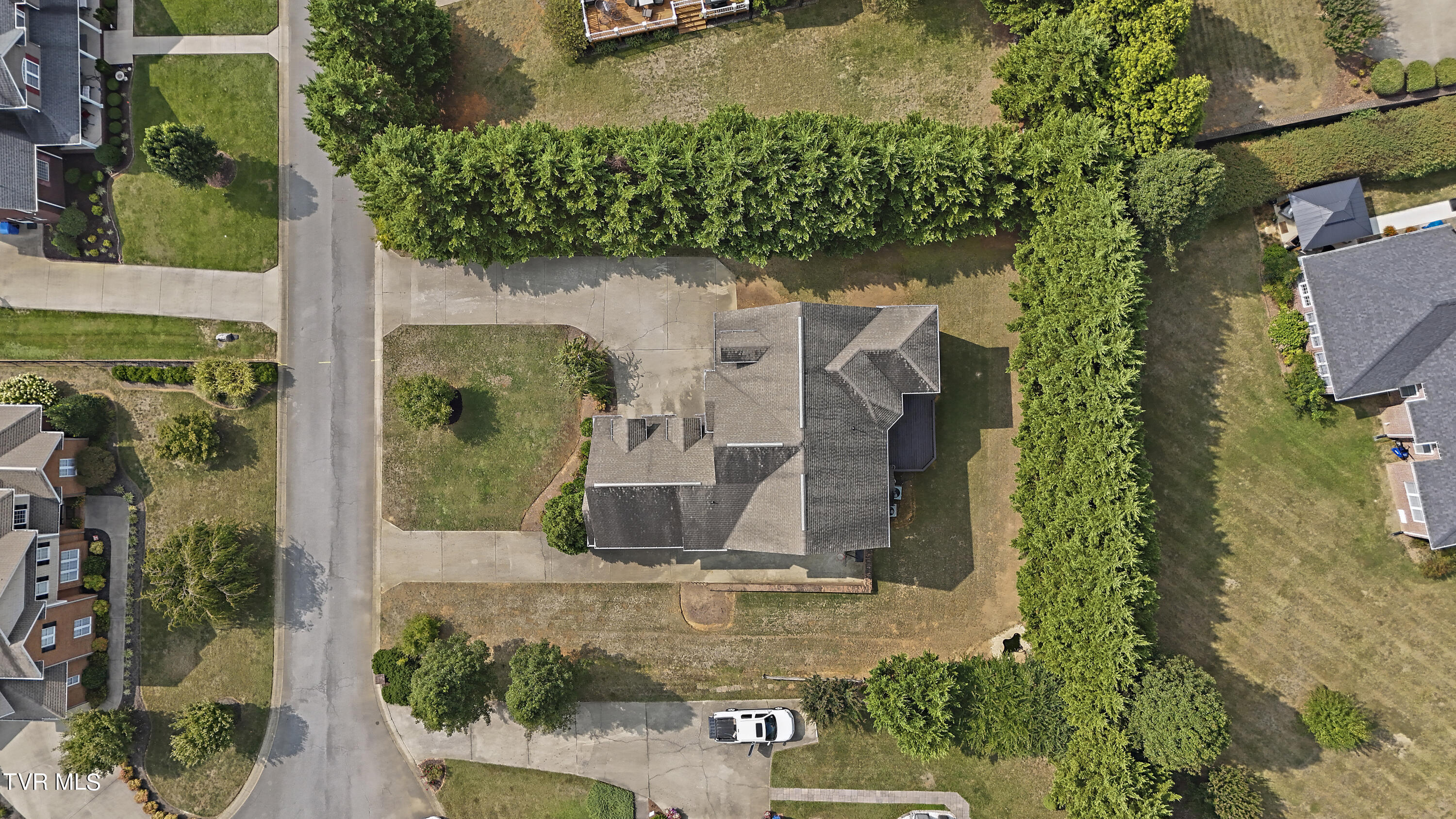 7 Maple Point Jonesborough, TN 37659 - Photo 57 of 84 DJI_20240909113956_0681_D_1