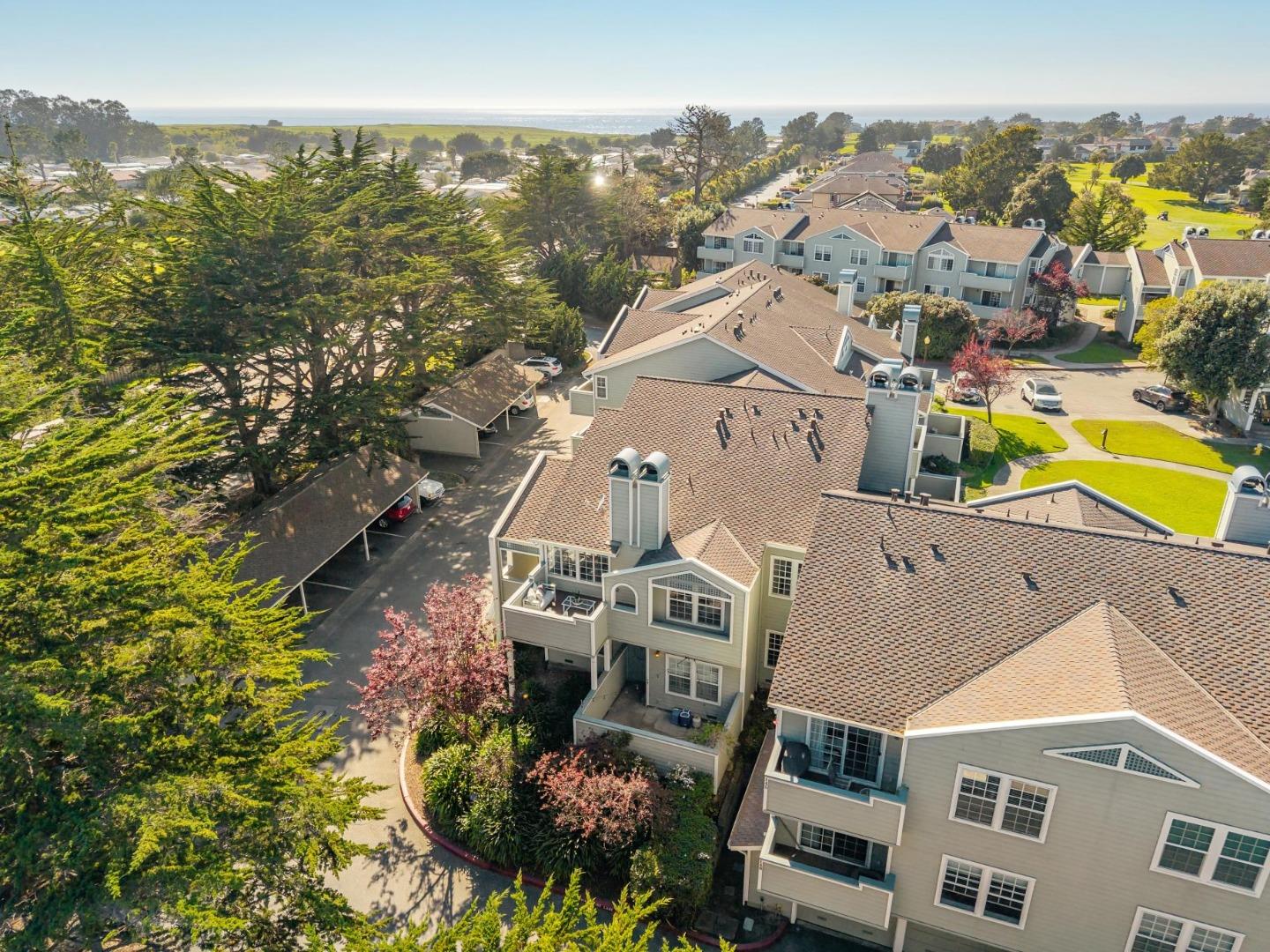 135 Troon Way Half Moon Bay, CA 94019 - Photo 40 of 44 an aerial view of residential houses with outdoor space