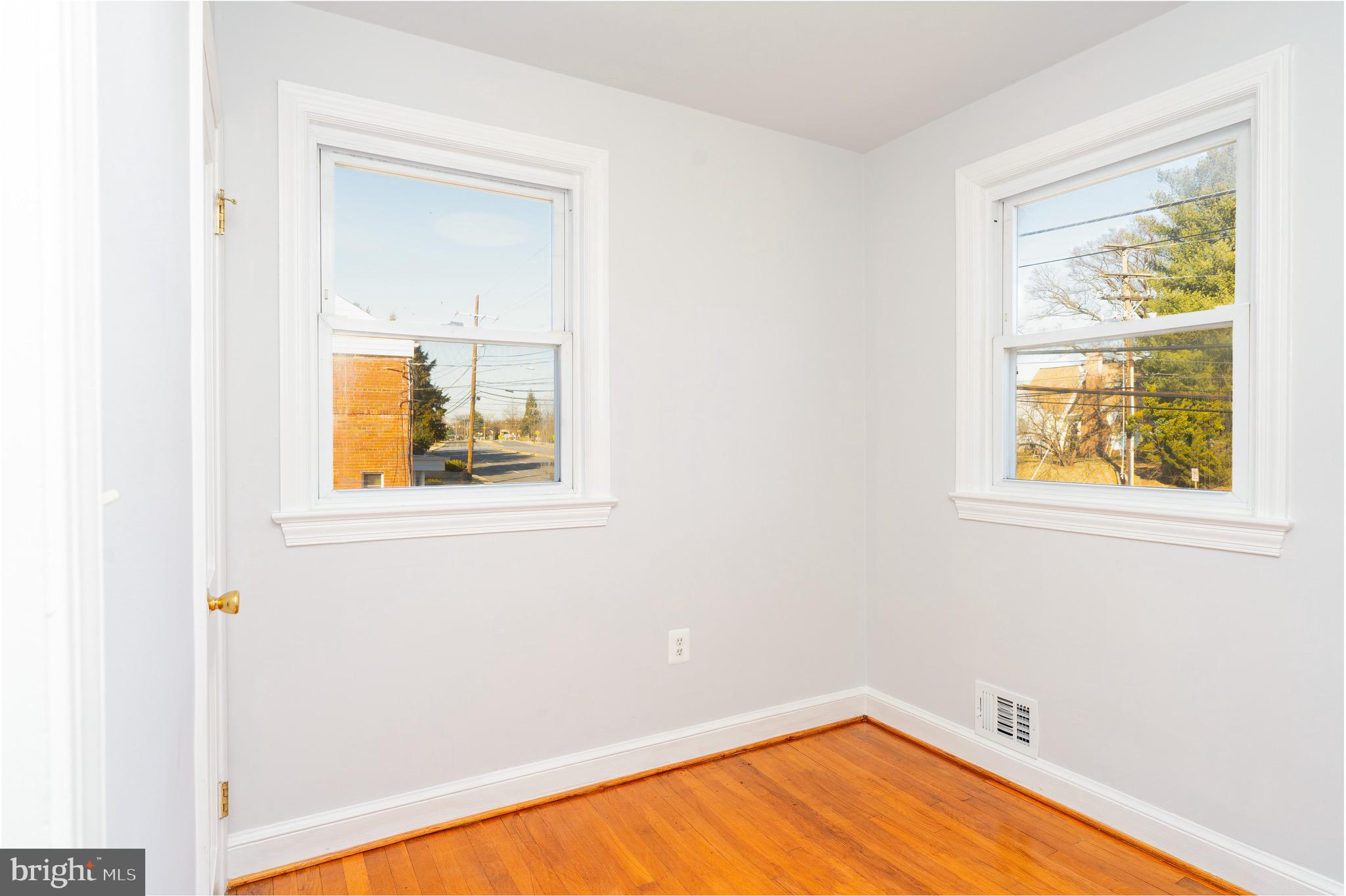 10026 Lorain Avenue Silver Spring, MD 20901 - Photo 23 of 48