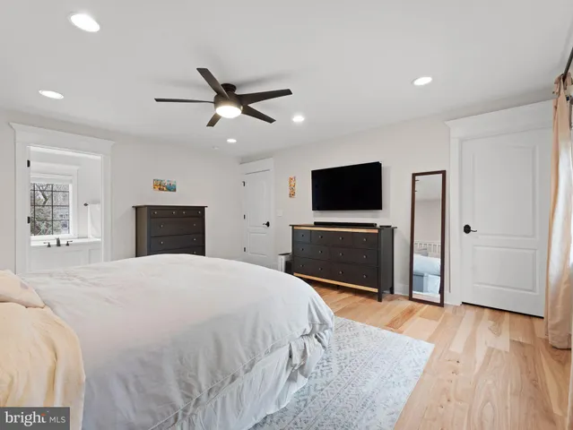 $1,275,000 | 236 Carraige Hill Road, Moorestown, NJ 08057