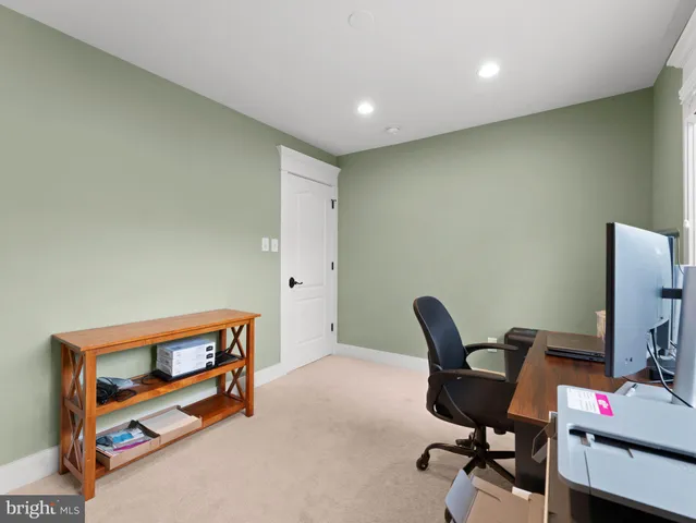 $1,275,000 | 236 Carraige Hill Road, Moorestown, NJ 08057