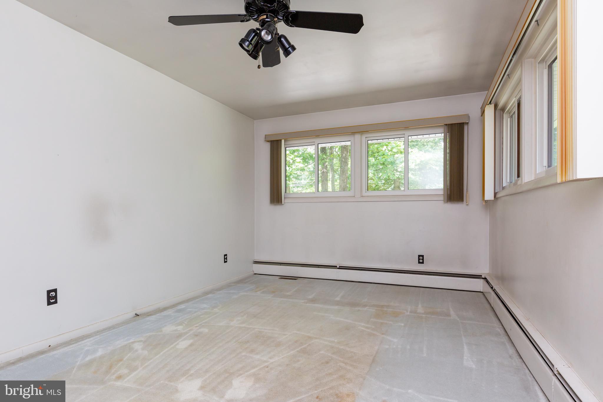 126 Ridge Road Southampton, NJ 08088 - Photo 14 of 31 Office or Den 1st Floor