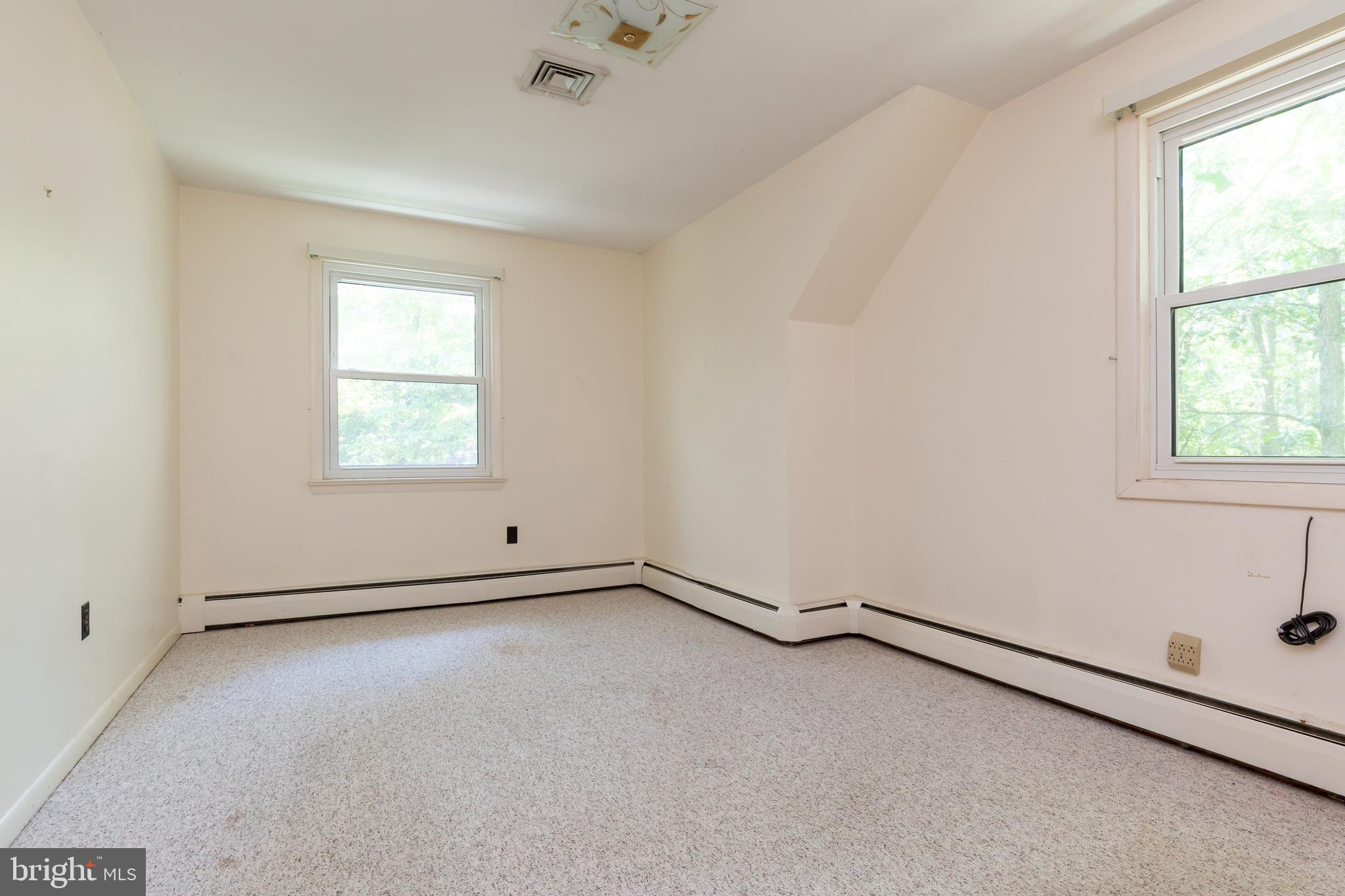 126 Ridge Road Southampton, NJ 08088 - Photo 22 of 31 Bedroom 5 2nd Floor