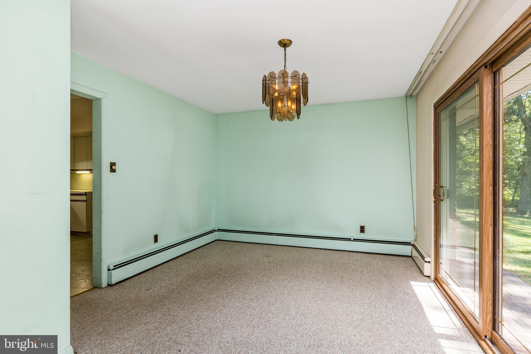 126 Ridge Road Southampton, NJ 08088 - Photo 9 of 31 Dining Area