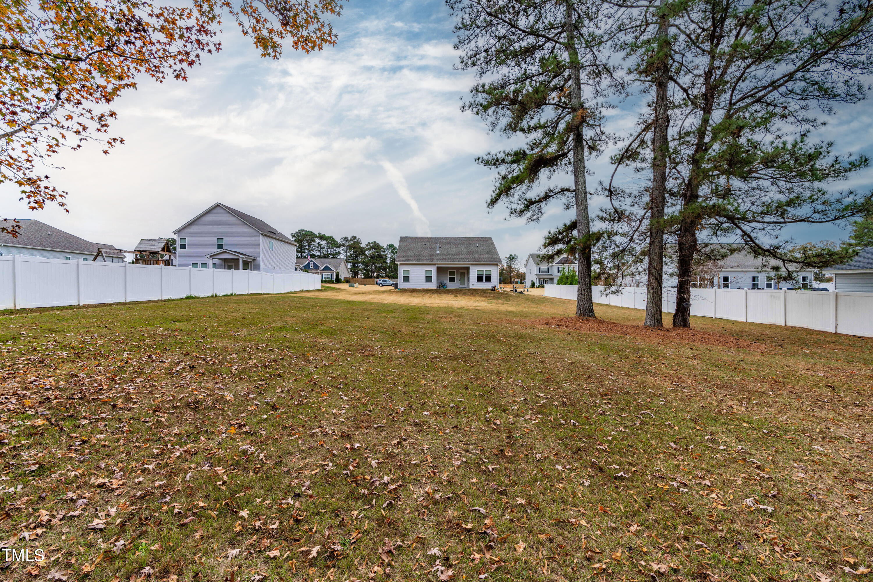 504 Highland Rhodes Drive Clayton, NC 27520 - Photo 4 of 25 BACKYARD