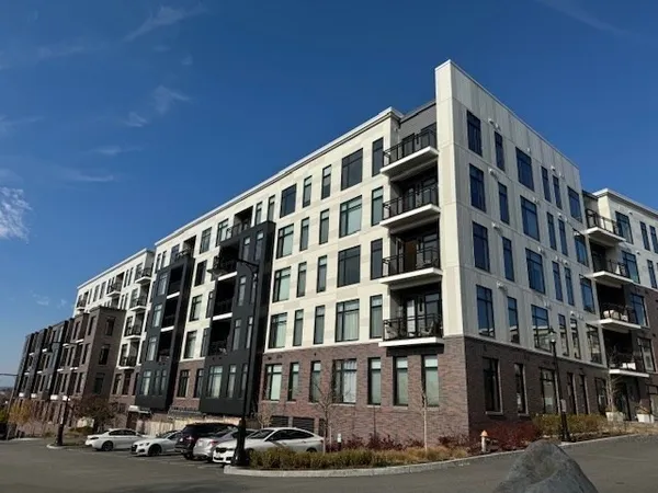 $3,250 | 191 Washington Street, Unit 507, Boston, MA 02135