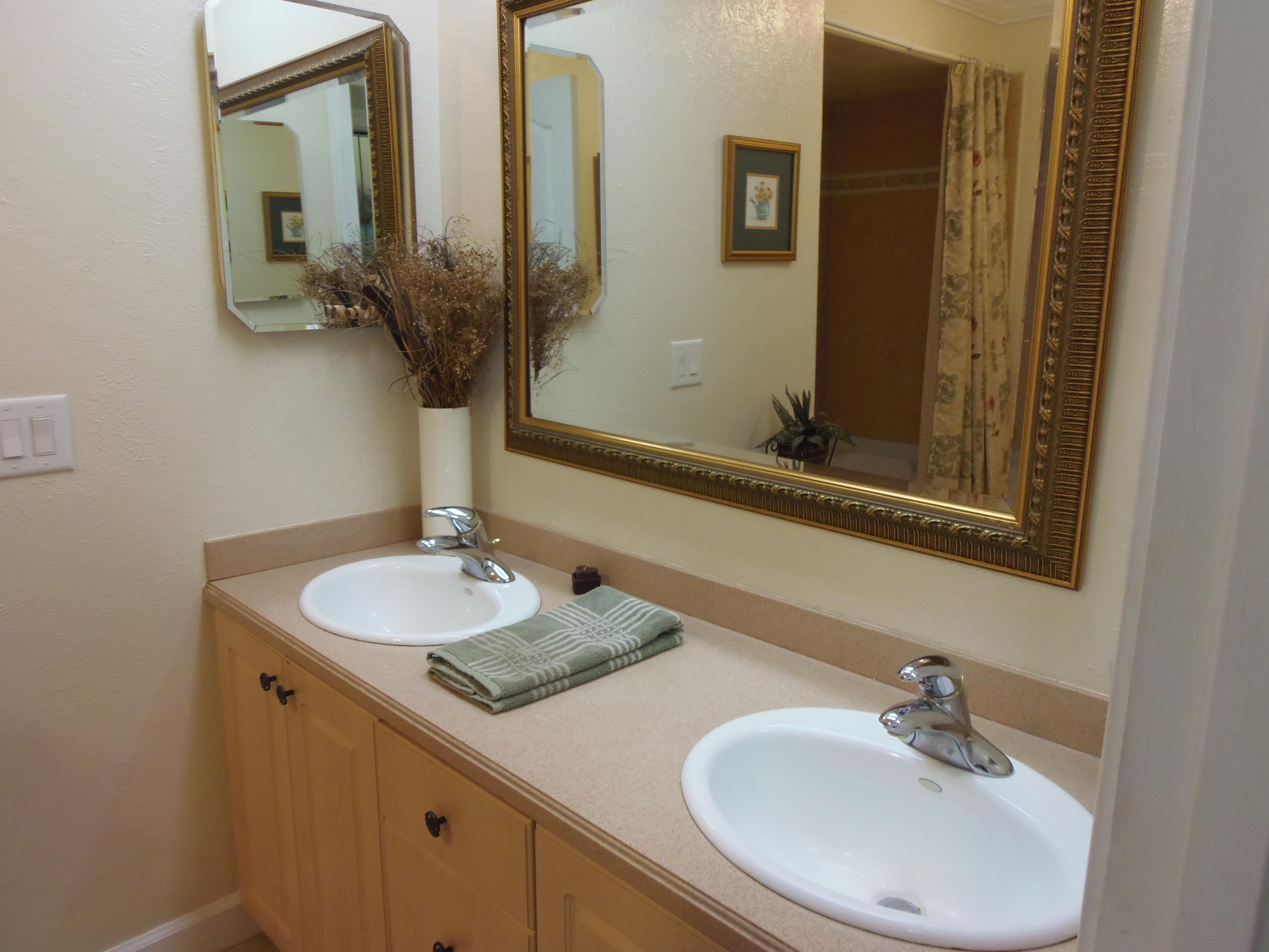 2062 Southeast Elmhurst Road Port St. Lucie, FL 34952 - Photo 30 of 46 Guest Bathroom 3