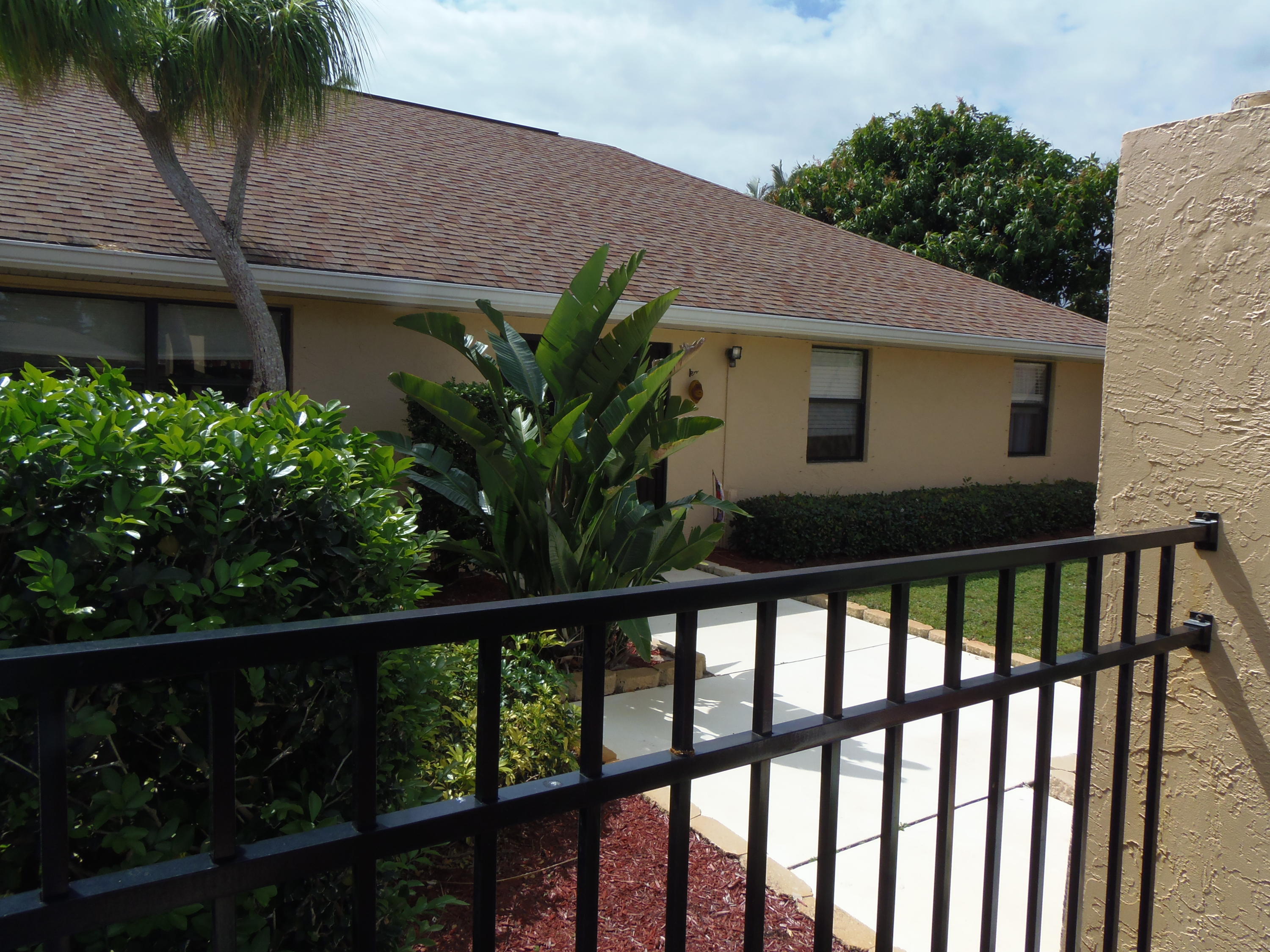 2062 Southeast Elmhurst Road Port St. Lucie, FL 34952 - Photo 6 of 46 Courtyard 1