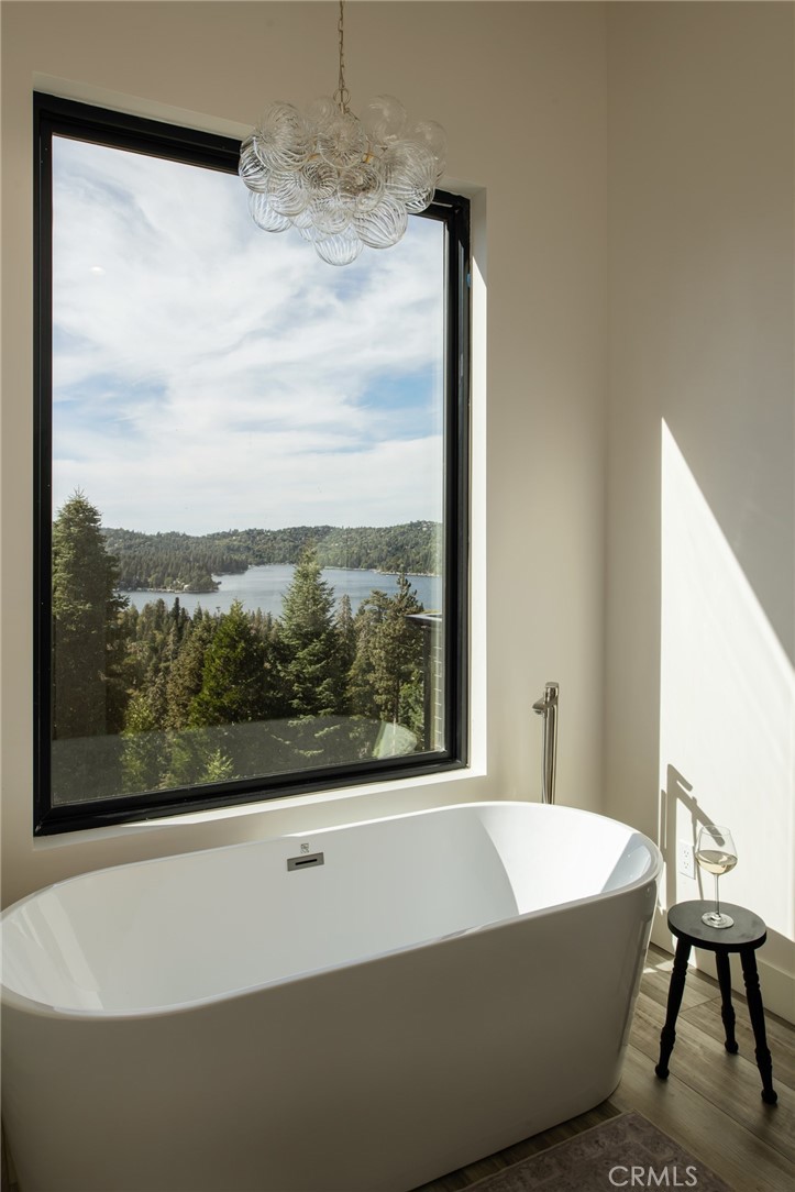 292 Ponderosa Peak Road Lake Arrowhead, CA 92352 - Photo 36 of 48