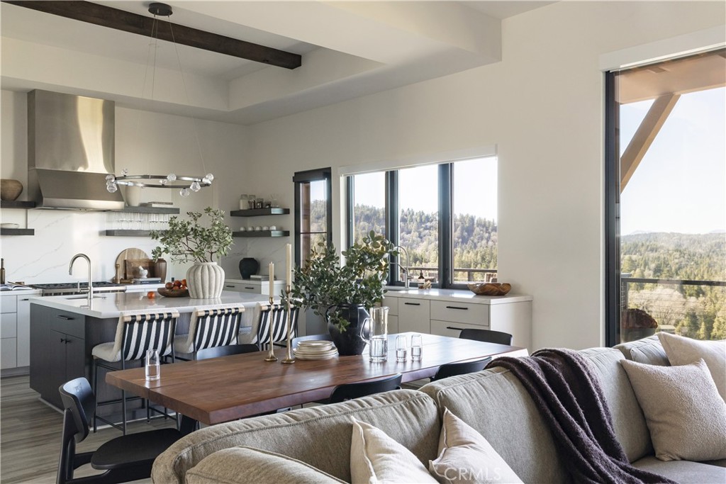 292 Ponderosa Peak Road Lake Arrowhead, CA 92352 - Photo 7 of 48