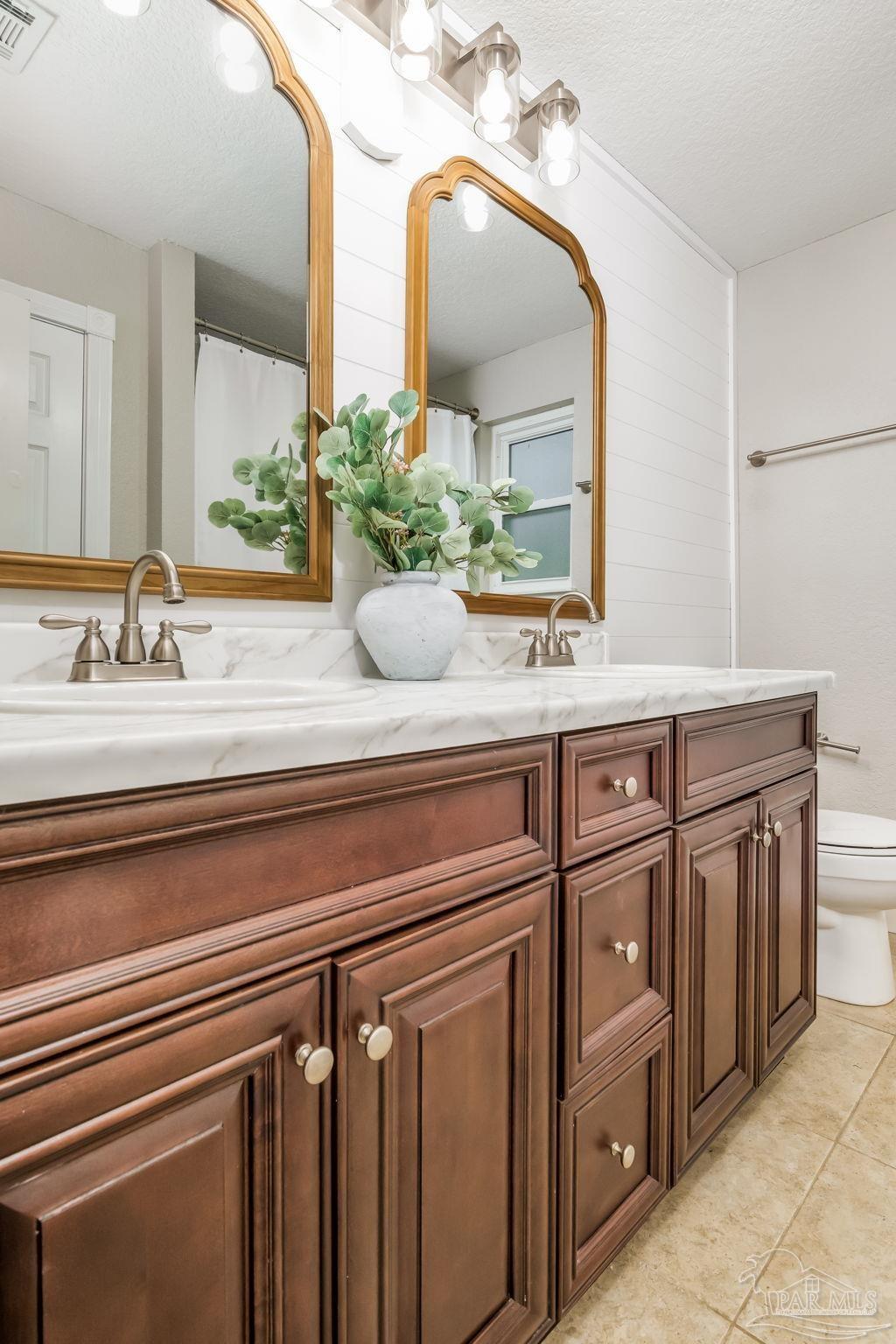 9920 Rebel Road Pensacola, FL 32526 - Photo 16 of 54 Gallery Image 16