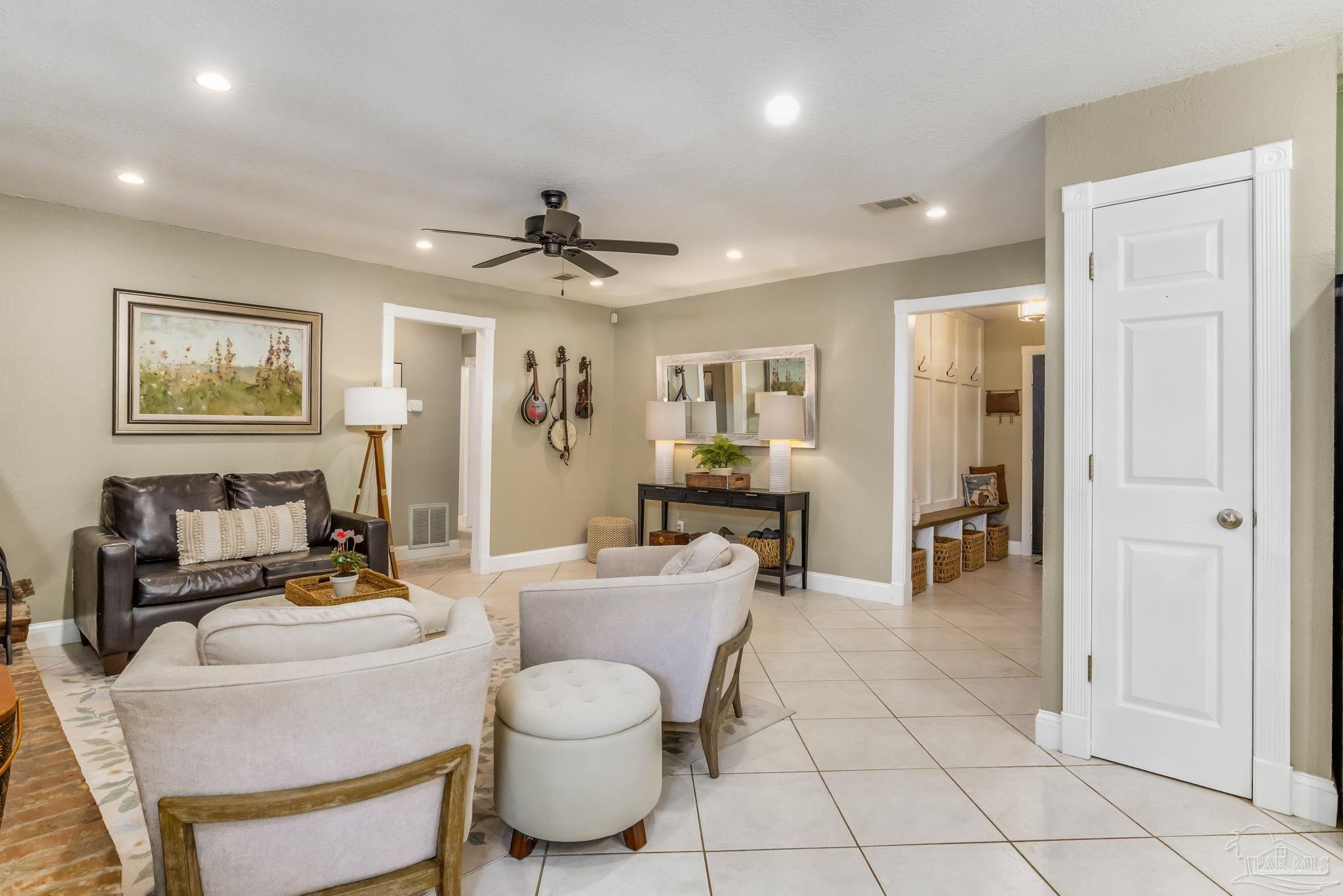 9920 Rebel Road Pensacola, FL 32526 - Photo 25 of 54 Gallery Image 25