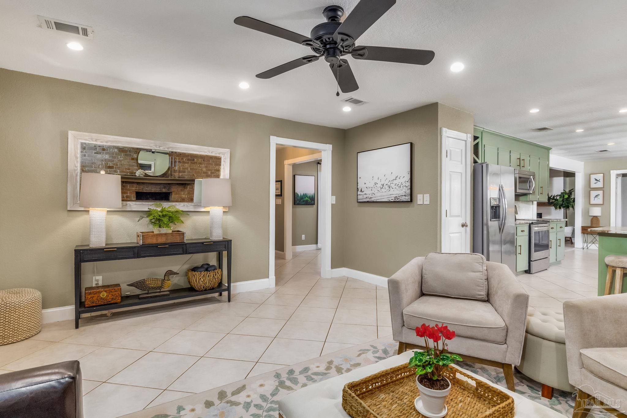 9920 Rebel Road Pensacola, FL 32526 - Photo 26 of 54 Gallery Image 26