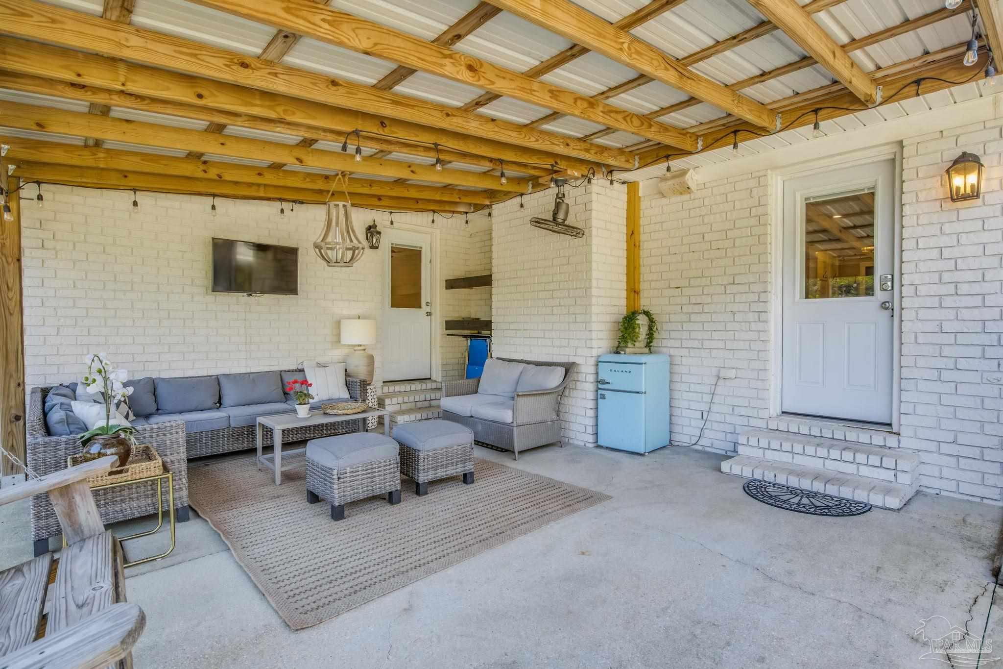 9920 Rebel Road Pensacola, FL 32526 - Photo 47 of 54 Gallery Image 47