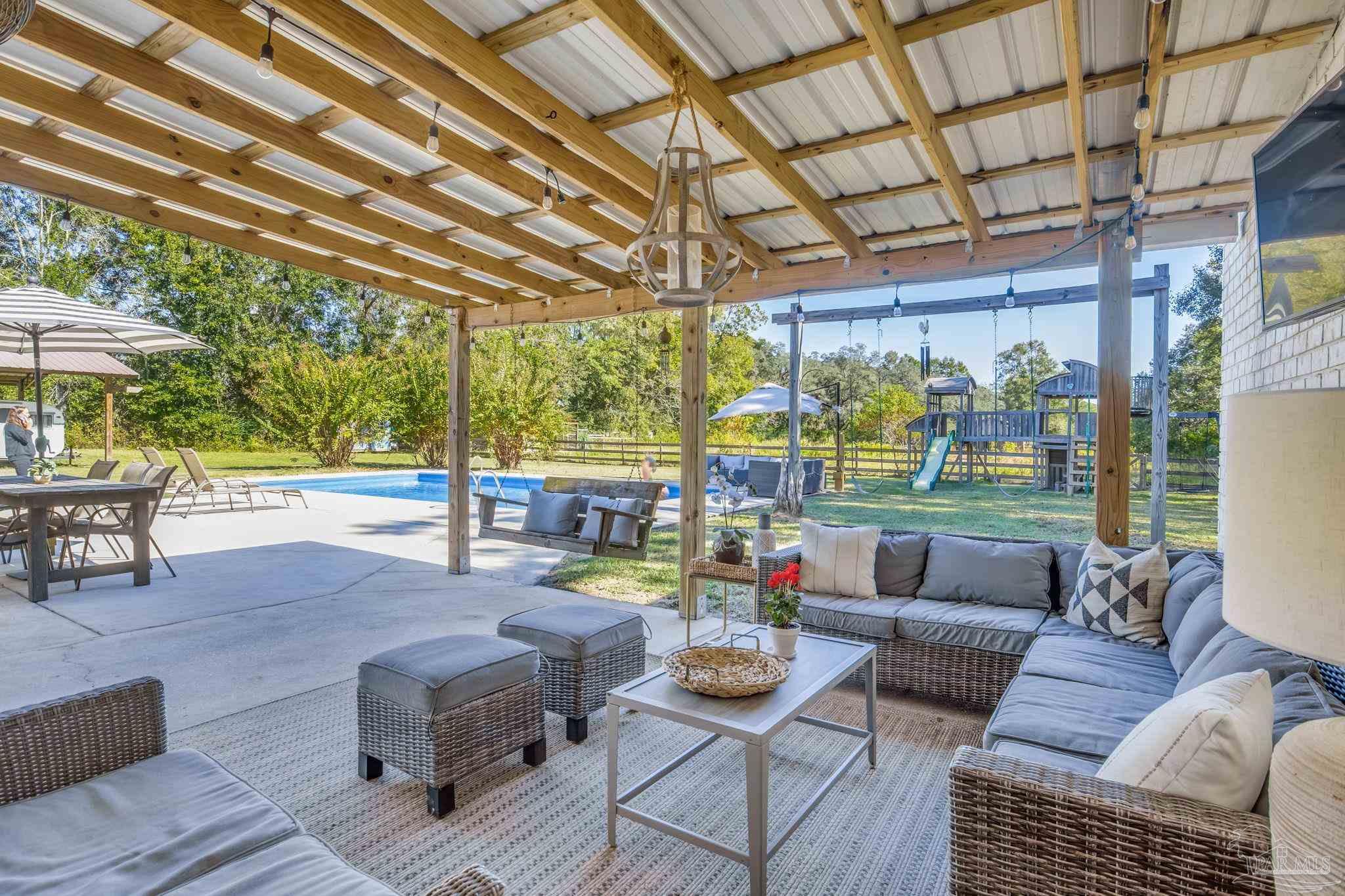 9920 Rebel Road Pensacola, FL 32526 - Photo 50 of 54 Gallery Image 50