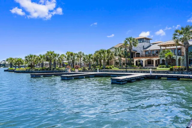 a view of a lake with houses