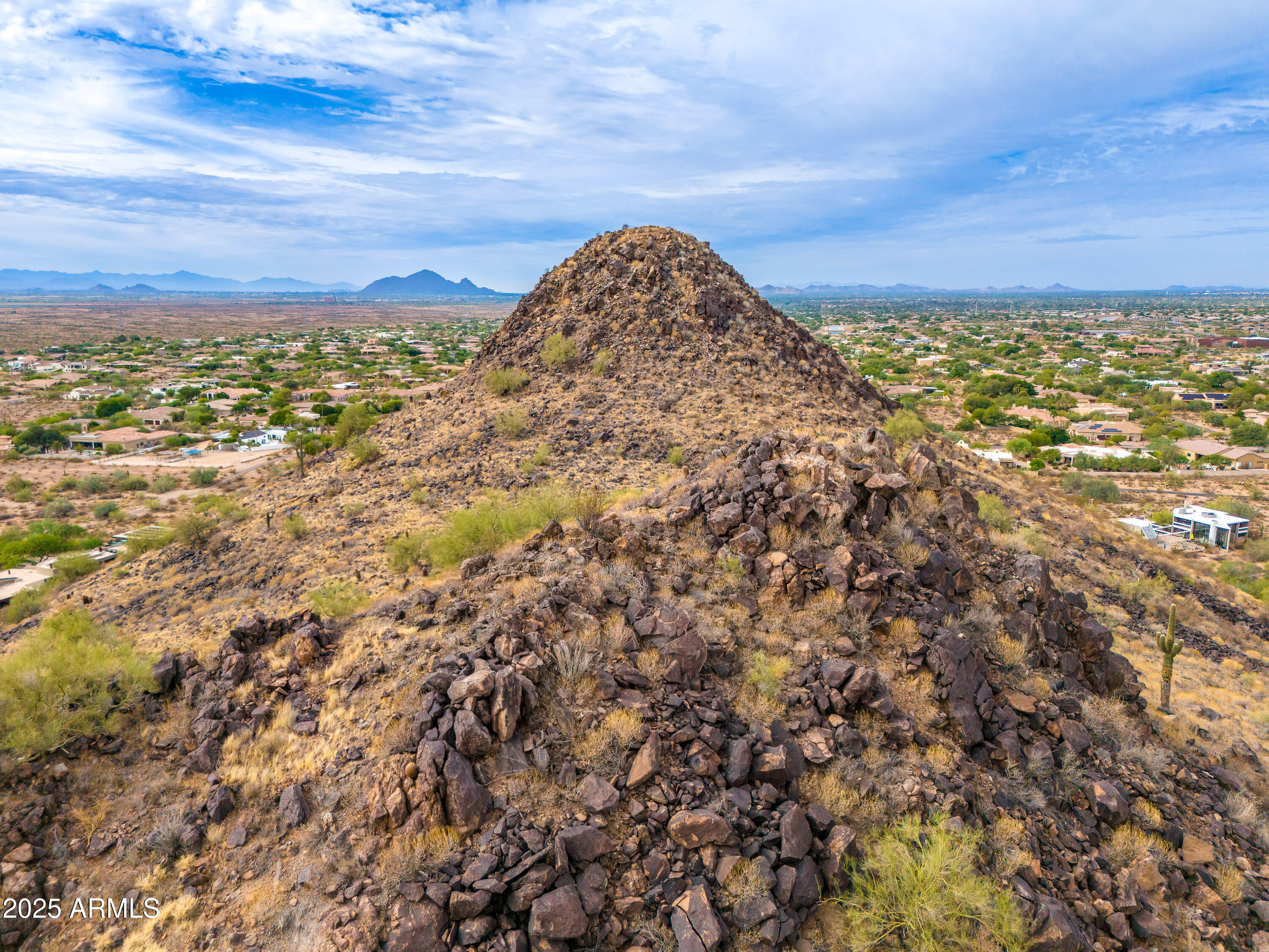 13358 East Mountain View Road Scottsdale, AZ 85259 - Photo 21 of 27 a view of a yard with an ocean view