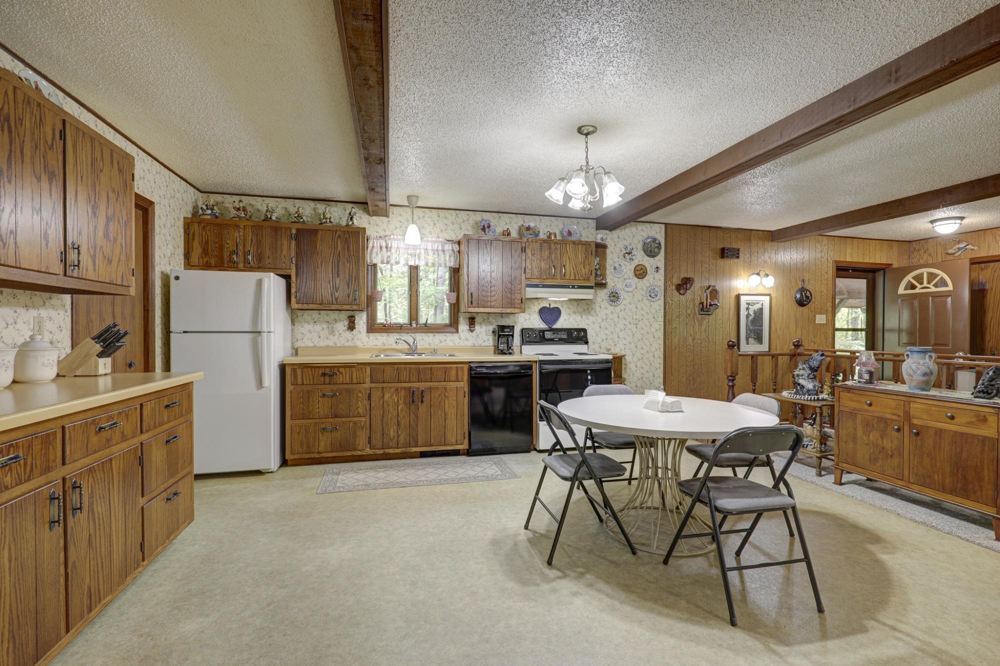 W6542 Milky Road Tomahawk, WI 54487 - Photo 7 of 60