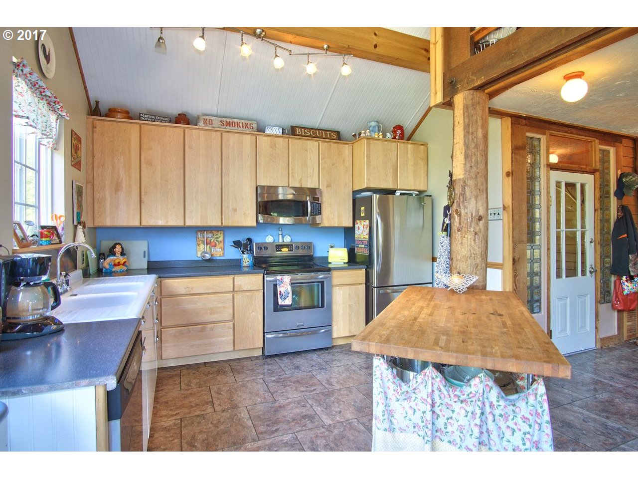 37407 Northeast Amboy Road Yacolt, WA 98675 - Photo 8 of 31 Gallery Image 8