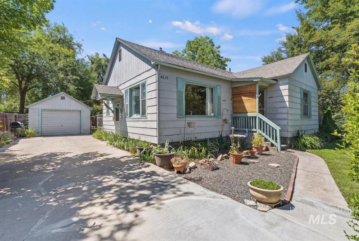 4619 Freemont Street Boise, ID 83706 - Photo 2 of 27 Front house