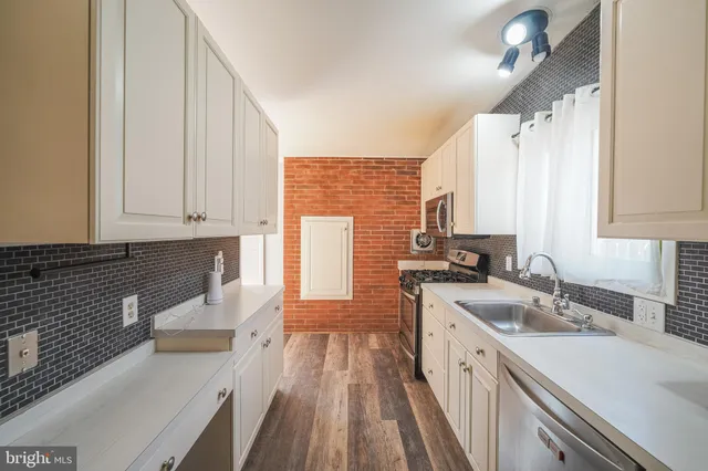 $4,000 | 2303 Pinneberg Avenue, Rockville, MD 20851