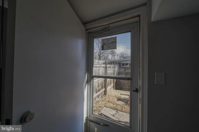 $4,000 | 2303 Pinneberg Avenue, Rockville, MD 20851