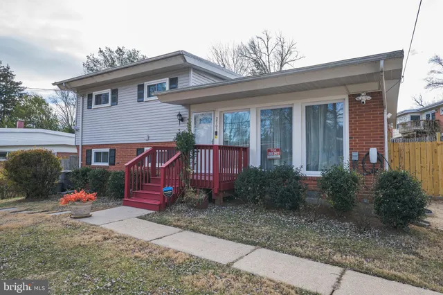 $4,000 | 2303 Pinneberg Avenue, Rockville, MD 20851