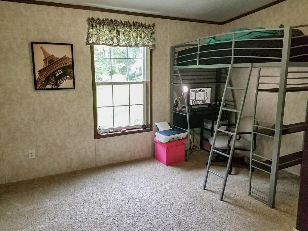 74 Mast Road Epping, NH 03042 - Photo 11 of 14