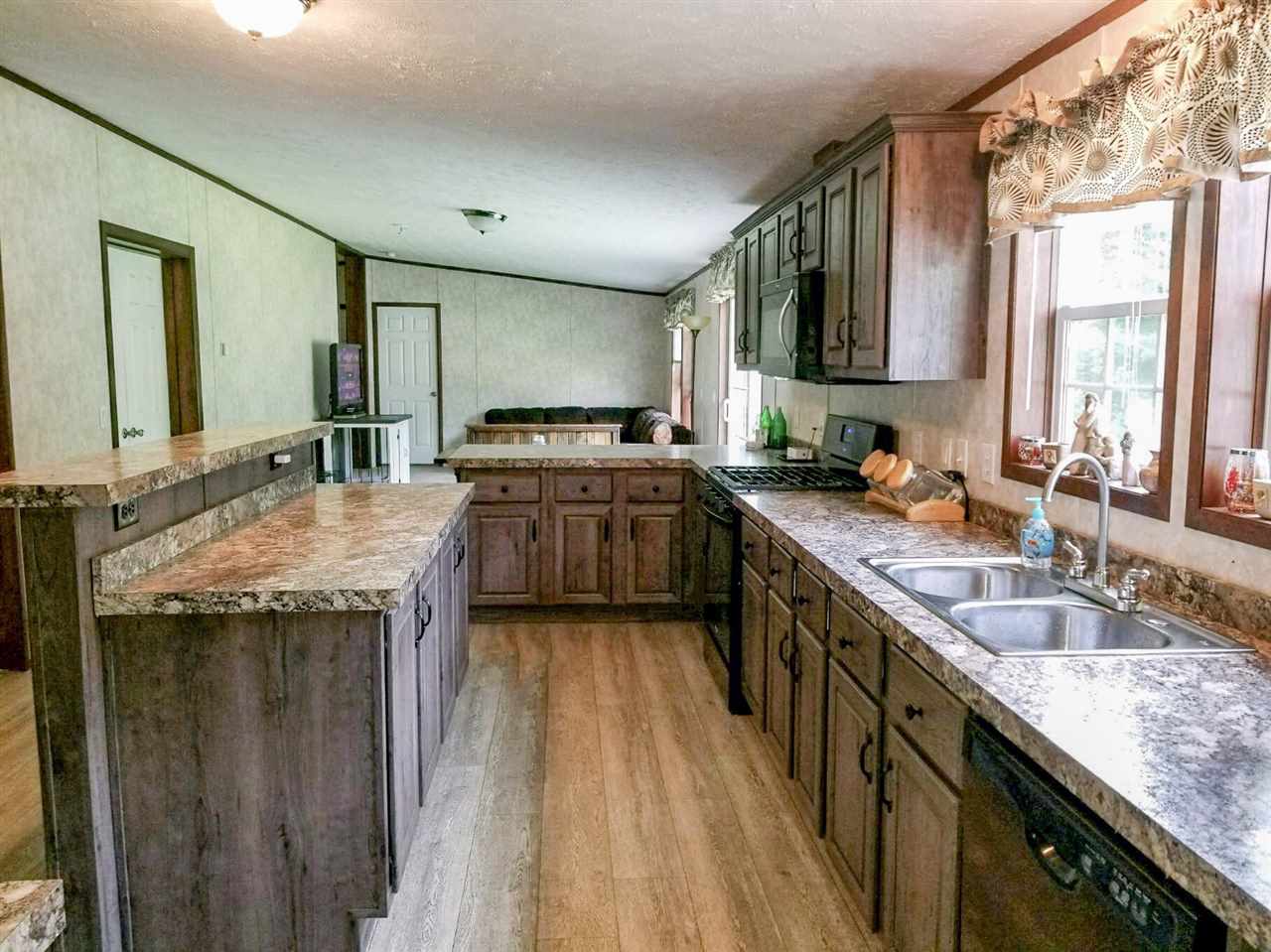 74 Mast Road Epping, NH 03042 - Photo 4 of 14