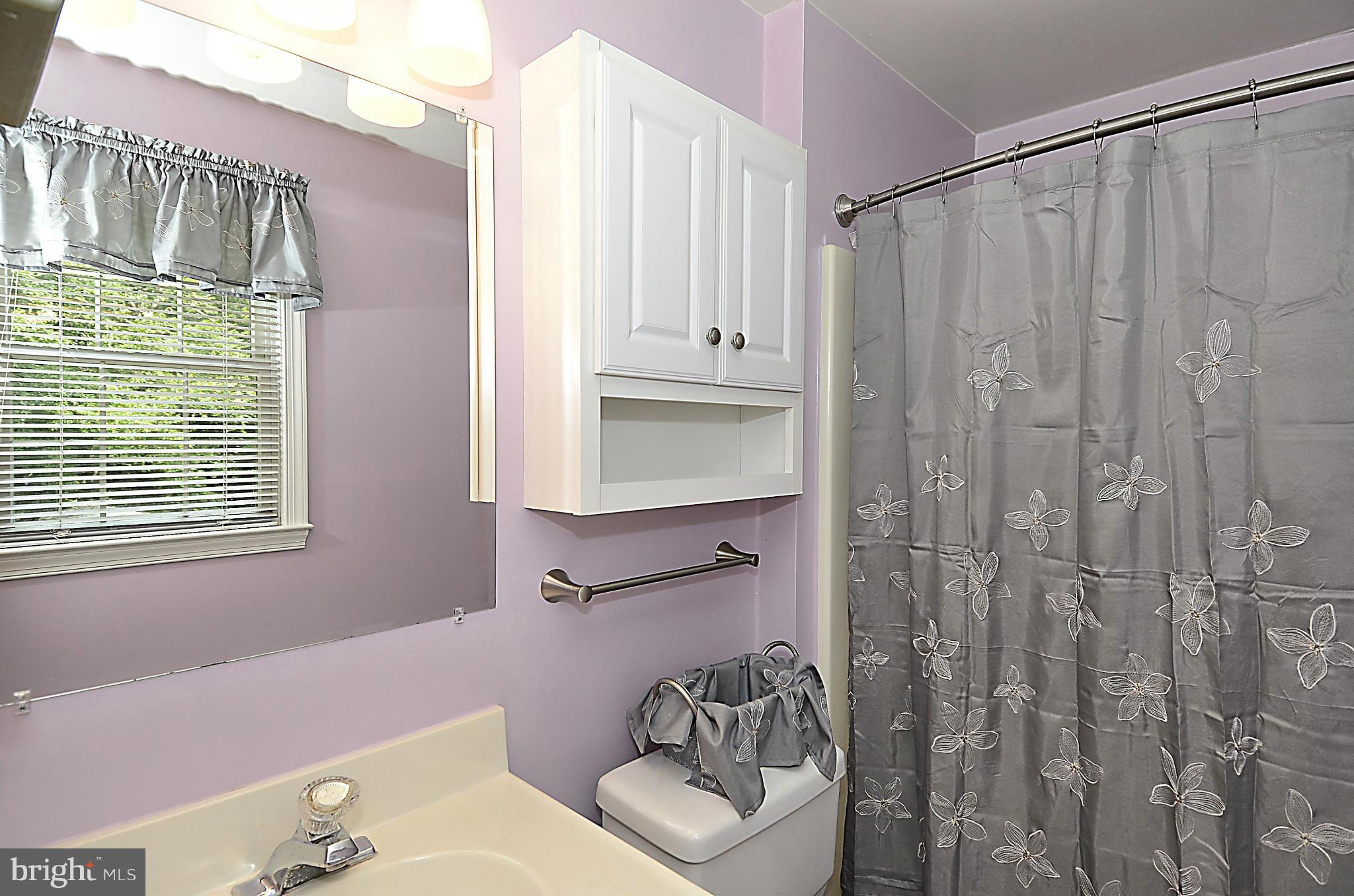 9403 Dangerfield Road Clinton, MD 20735 - Photo 19 of 30 Bath (Master)