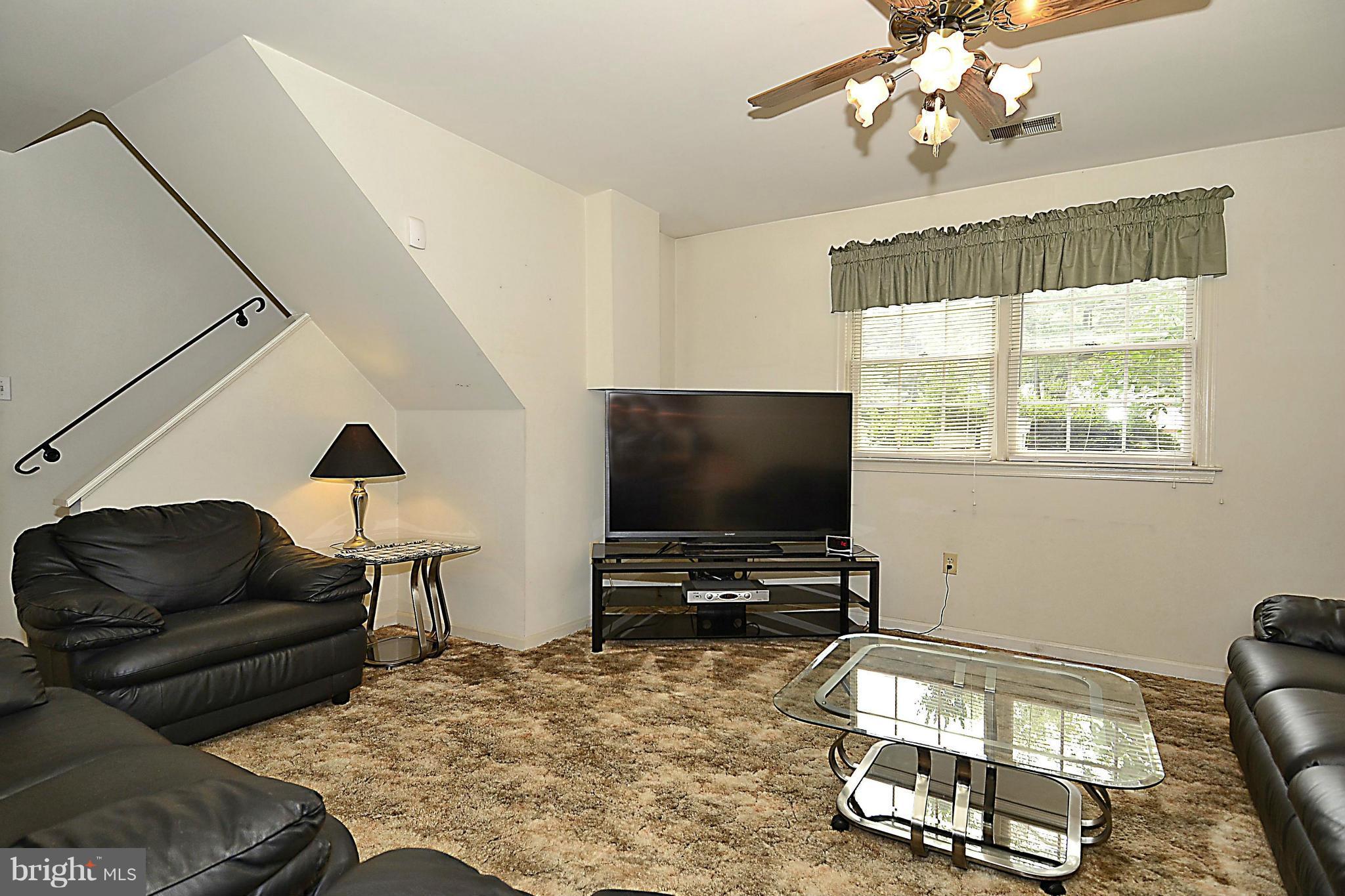 9403 Dangerfield Road Clinton, MD 20735 - Photo 25 of 30 Family Room