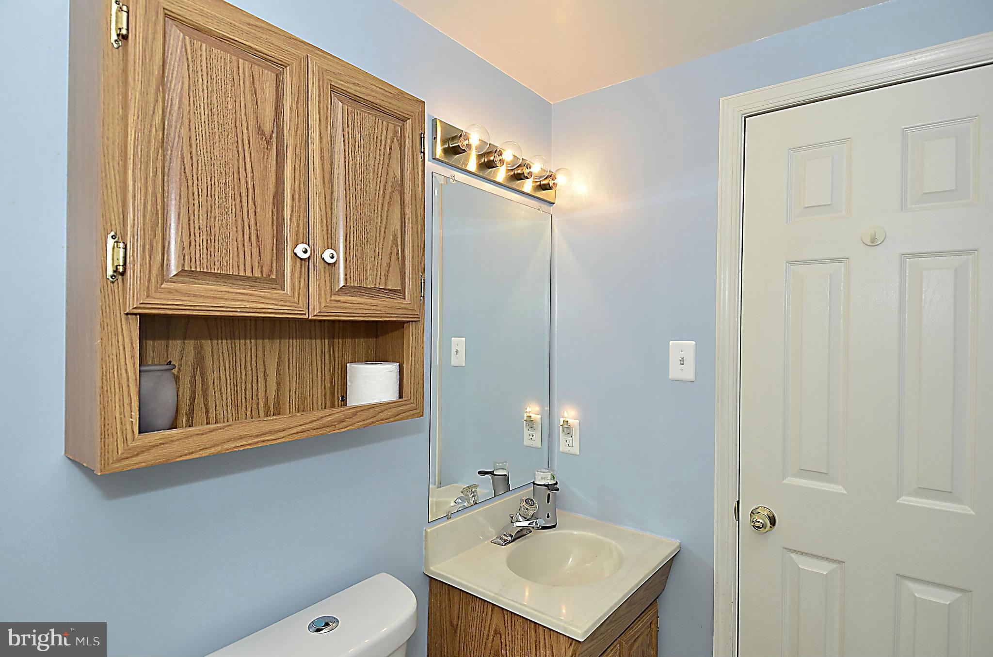 9403 Dangerfield Road Clinton, MD 20735 - Photo 27 of 30 Bath