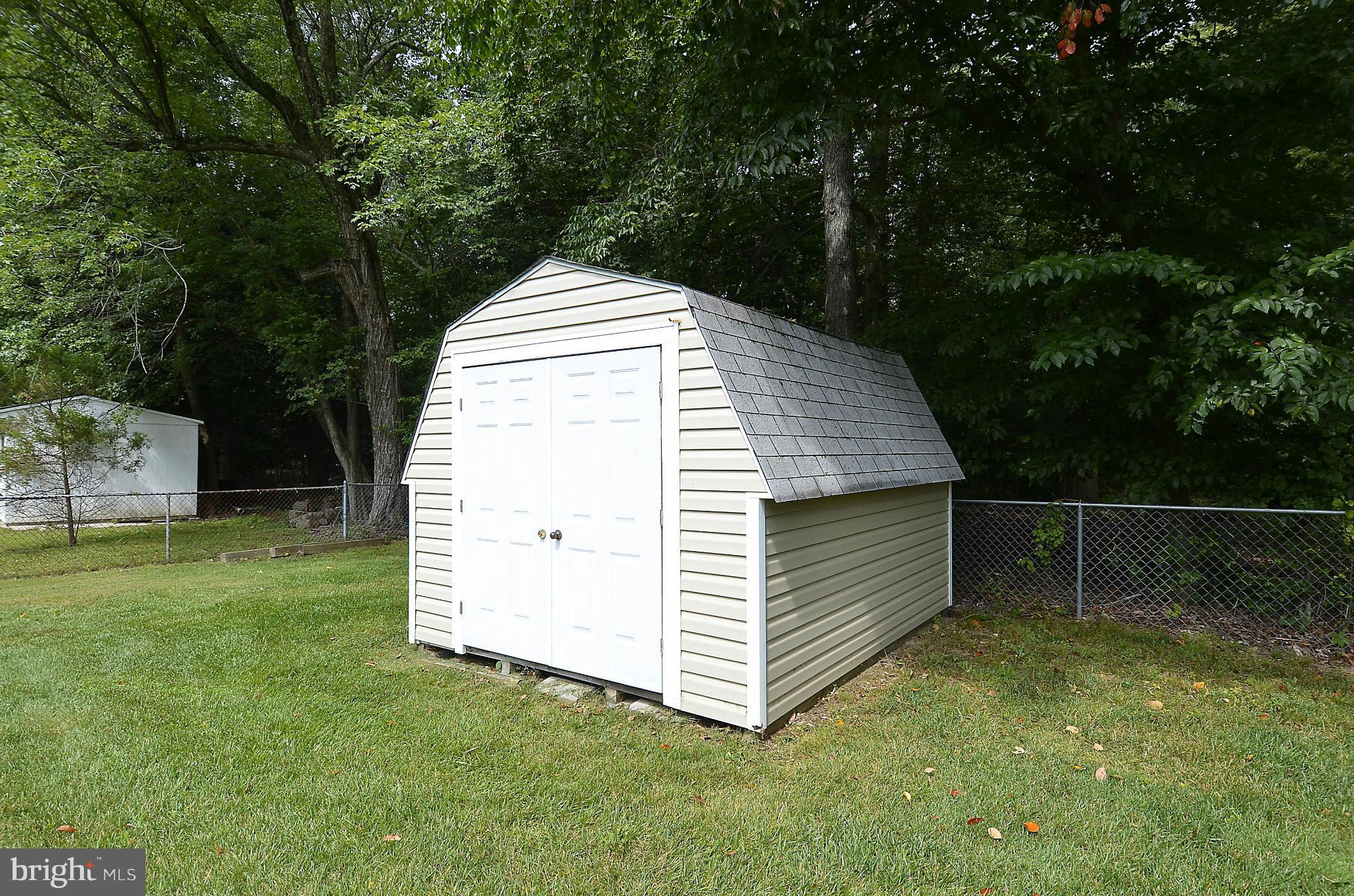 9403 Dangerfield Road Clinton, MD 20735 - Photo 6 of 30 Shed
