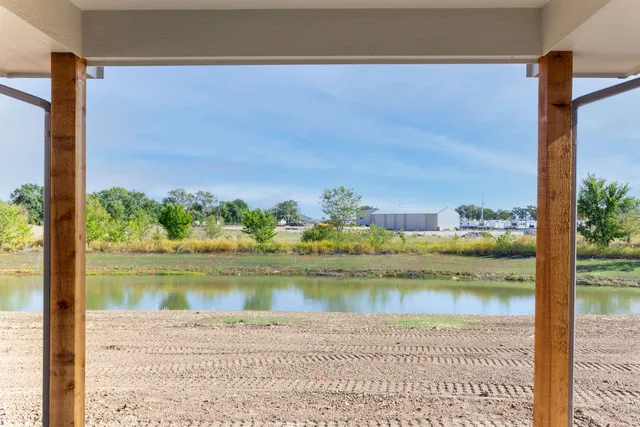 $220,500 | 896 North Cloverleaf Street, Goddard, KS 67052