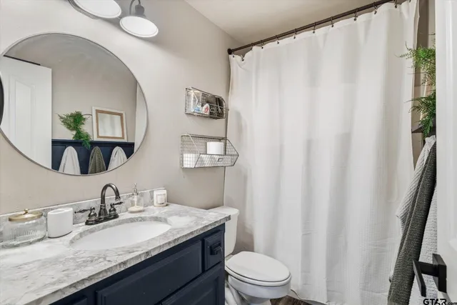 $444,500 | 128 Colorado Street, Van, TX 75790