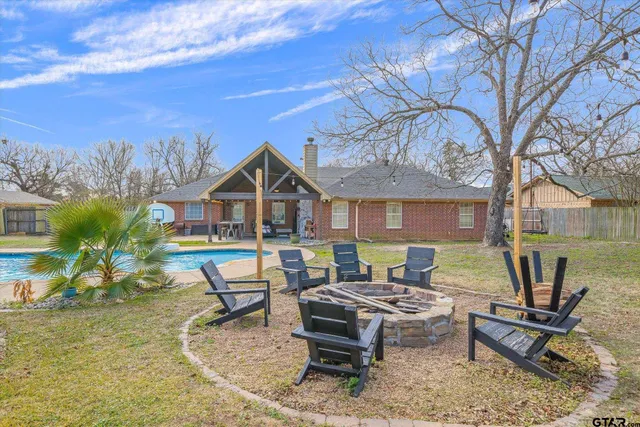 $444,500 | 128 Colorado Street, Van, TX 75790