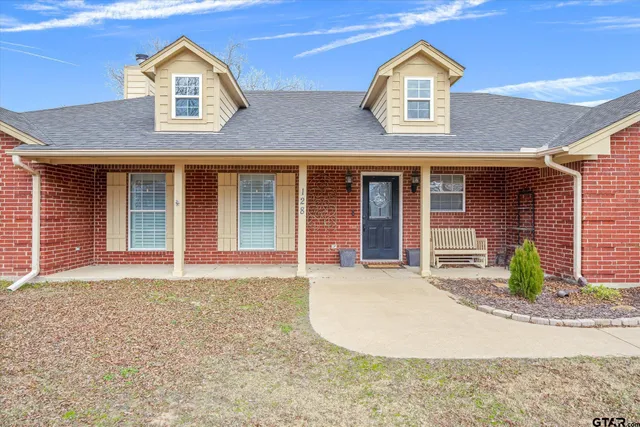 $444,500 | 128 Colorado Street, Van, TX 75790