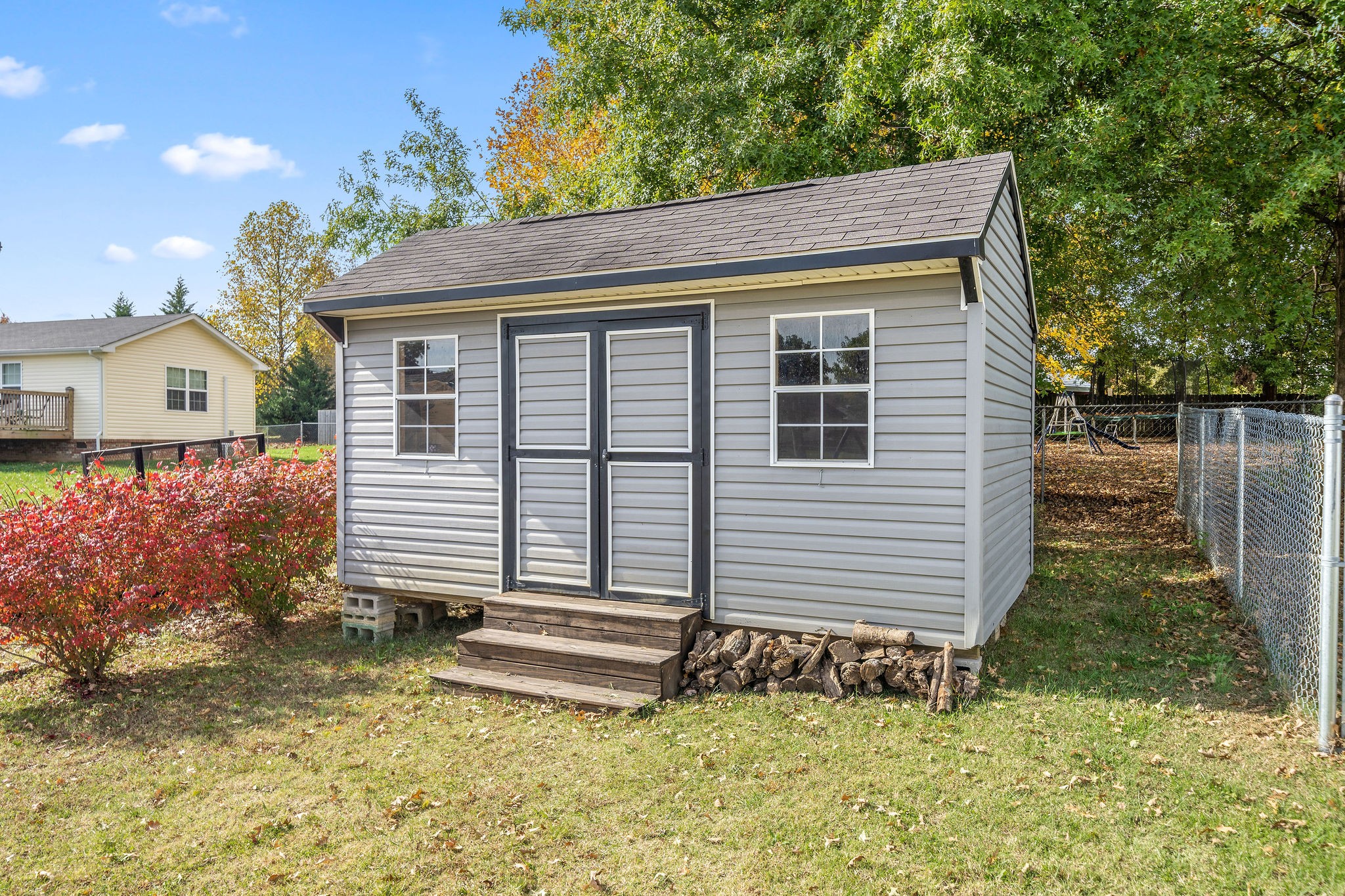 6041 Ebenezer Road Greenbrier, TN 37073 - Photo 27 of 29 a front view of a house with a yard