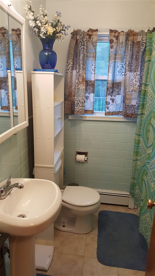 101 Mead Street West Rutland, VT 05777 - Photo 5 of 10 Gallery Image 5
