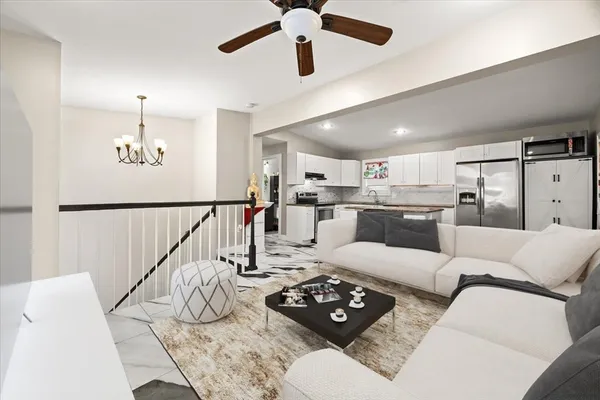 $525,000 | 1576 North Main Street, Fall River, MA 02720