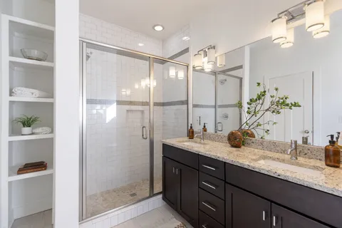 $550,000 | 1811 A 3rd Avenue North, Nashville, TN 37208