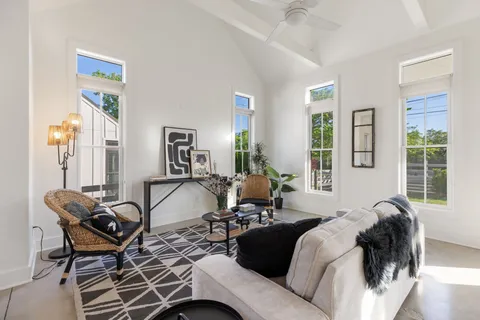 $550,000 | 1811 A 3rd Avenue North, Nashville, TN 37208