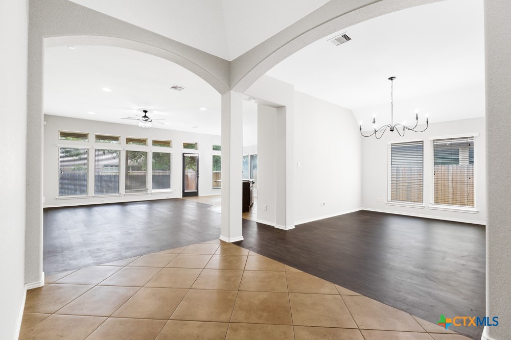 2185 Range Road Seguin, TX 78155 - Photo 6 of 25