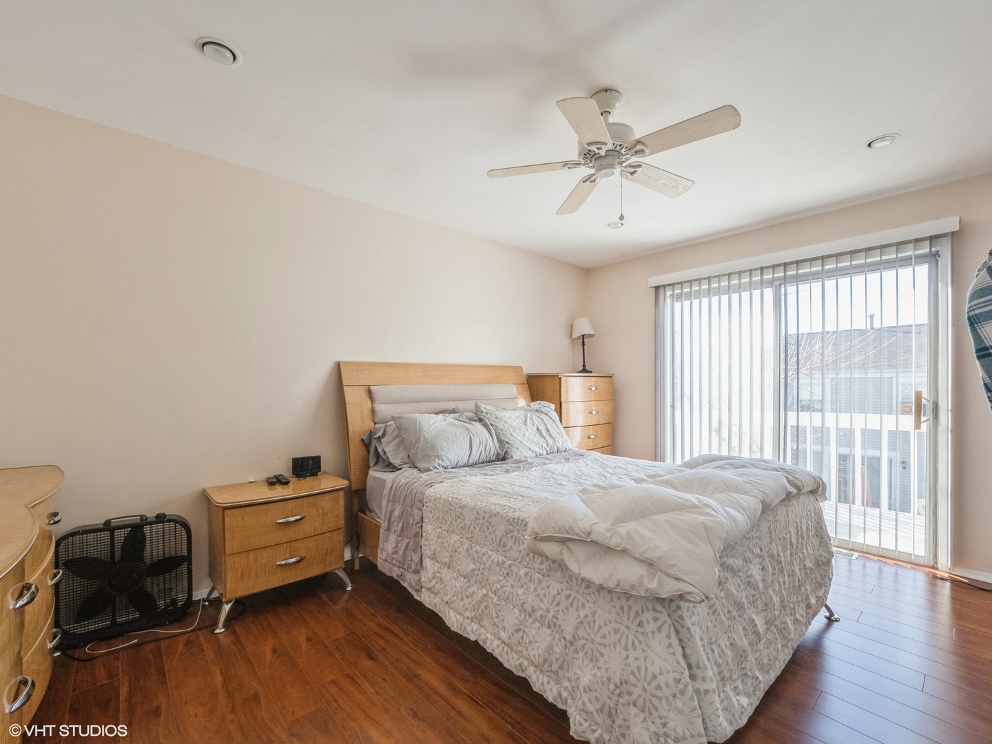 2012 Raleigh Place Hoffman Estates, IL 60169 - Photo 10 of 14 a bedroom with a bed and wooden floor